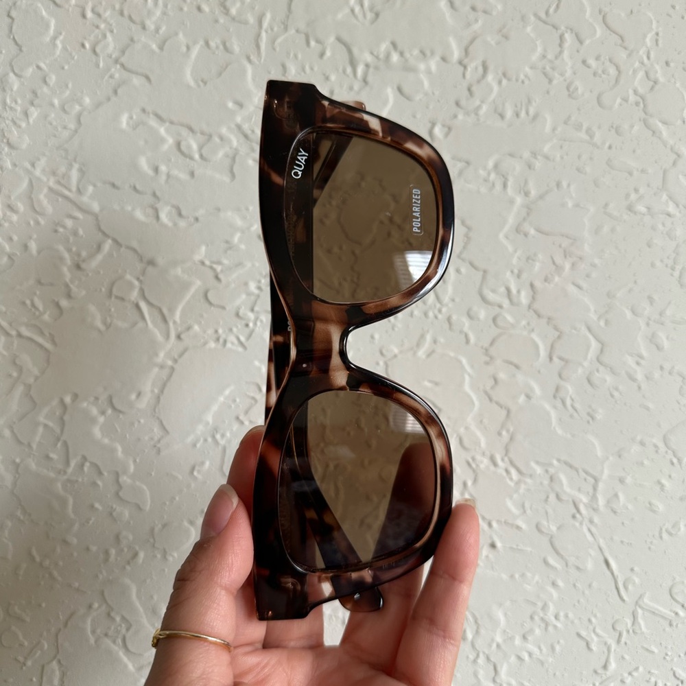 Quay Brown Patterned Sunglasses